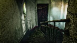 escalera al piso de abajo